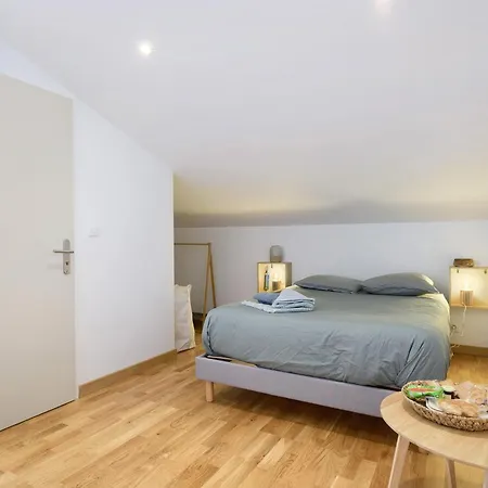 Bed and breakfast Fenetre Sur Le Neron