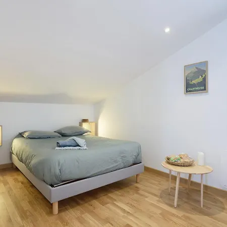 Fenetre Sur Le Neron Appartamento Quaix